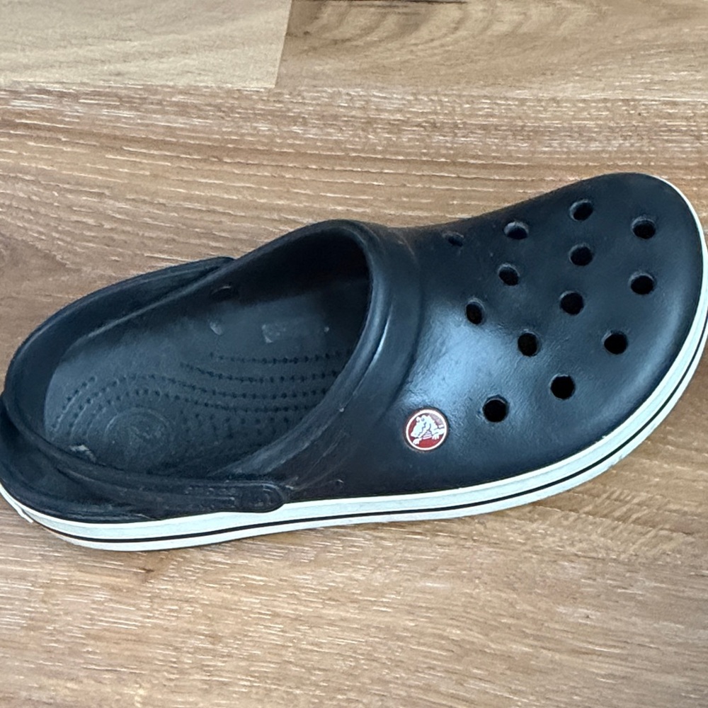 CROCS Black and White Sandals - Picture 7 of 8
